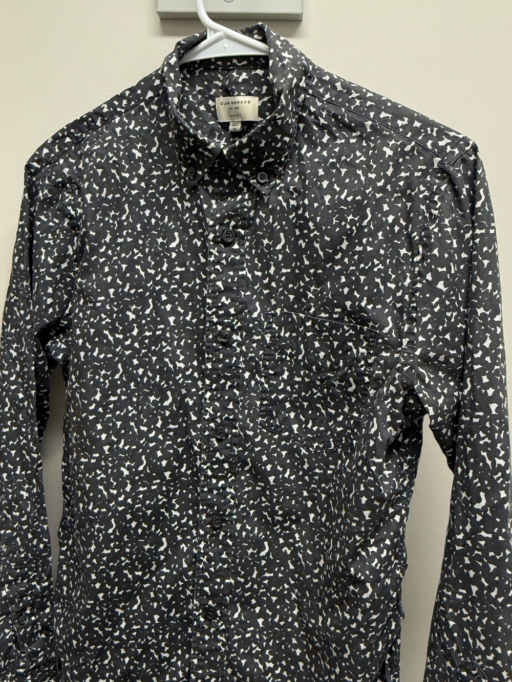 Club Monaco Men’s XS Slim Fit Abstract Print Button Down Shirt 100% Cotton